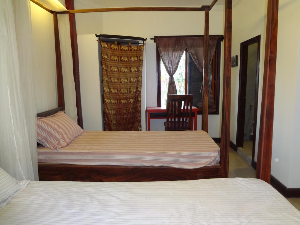 Hôtel Red House à Koh Dach Extérieur photo
